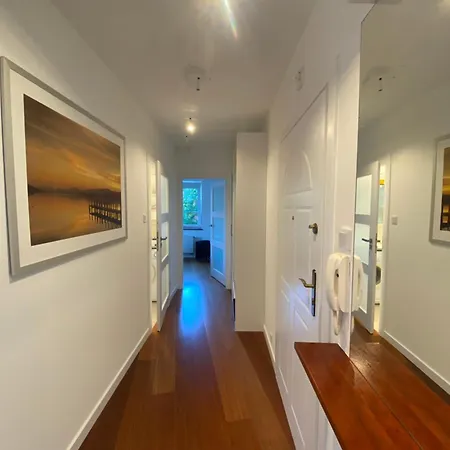 Apartament Wojskowa *