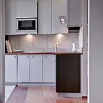 Wojskowa * بوزنان