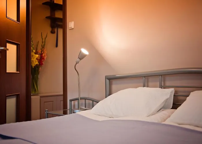 Apartament Wojskowa *